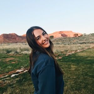 Meet your Posher, Abby